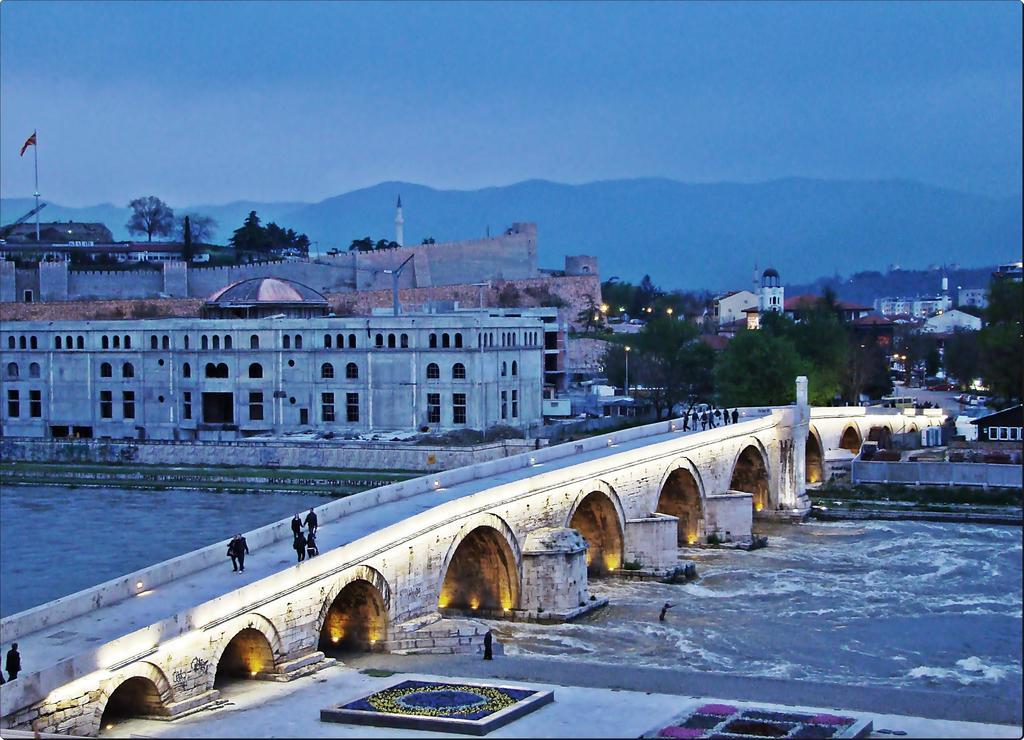 Hotel Square Skopje Exteriér fotografie